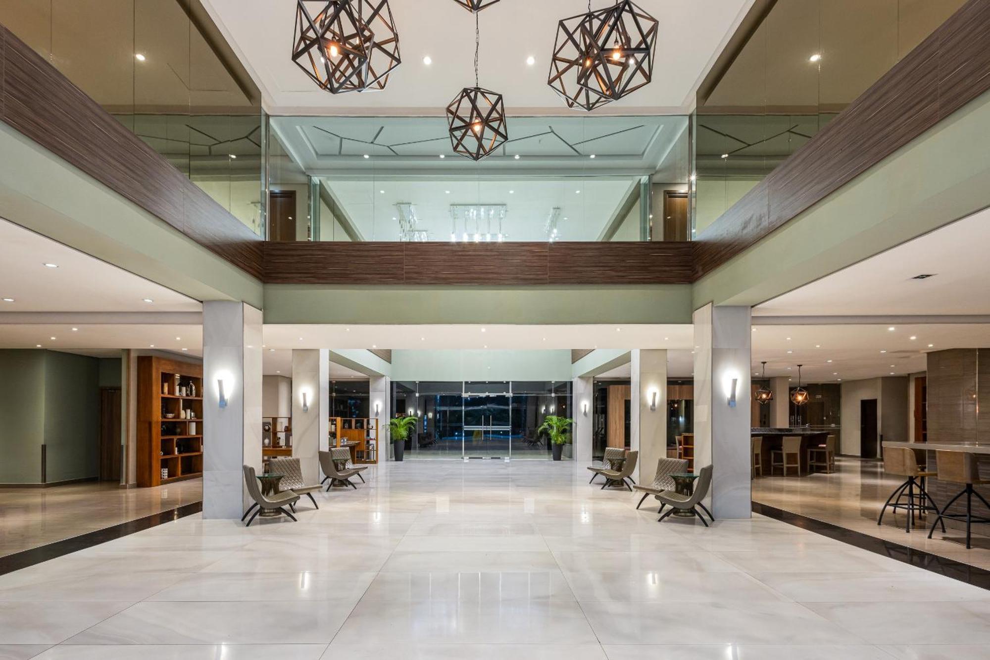 Crowne Plaza Airport By Ihg Ξενοδοχείο Tocumen Εξωτερικό φωτογραφία